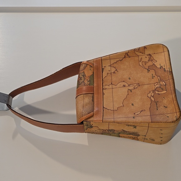 Alviero Martini| 1 Classe |Leather Vintage Map Print Purse | Limited Style - Picture 6 of 14